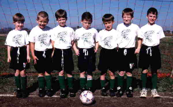 team.jpg (19109 bytes)